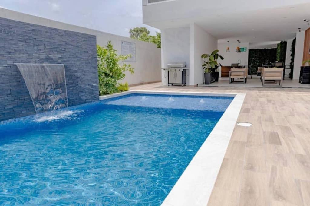 Moderno y lujoso condominio en zona exclusiva San Pedro Sula Exterior foto